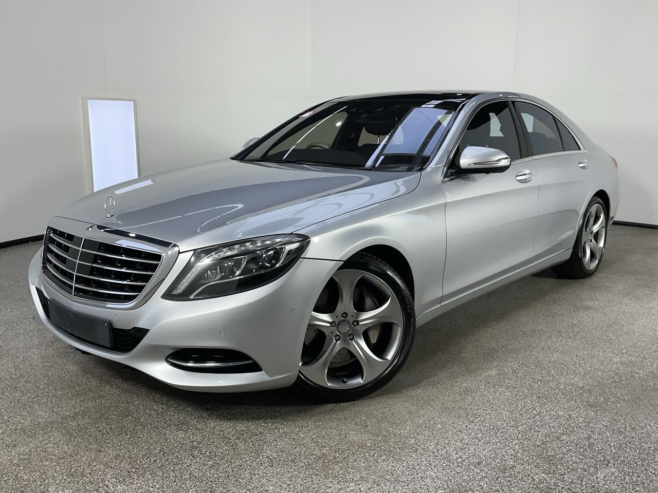 2013 Mercedes Benz S-CLASS S500 SWB W222 Automatic Sedan