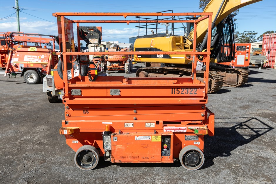2015 JLG R6 Scissor Lift Auction (0022-5061134) | Grays Australia