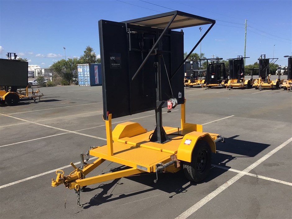2006 Giga Signs Sign Board Single Variable Message Sign Trailer