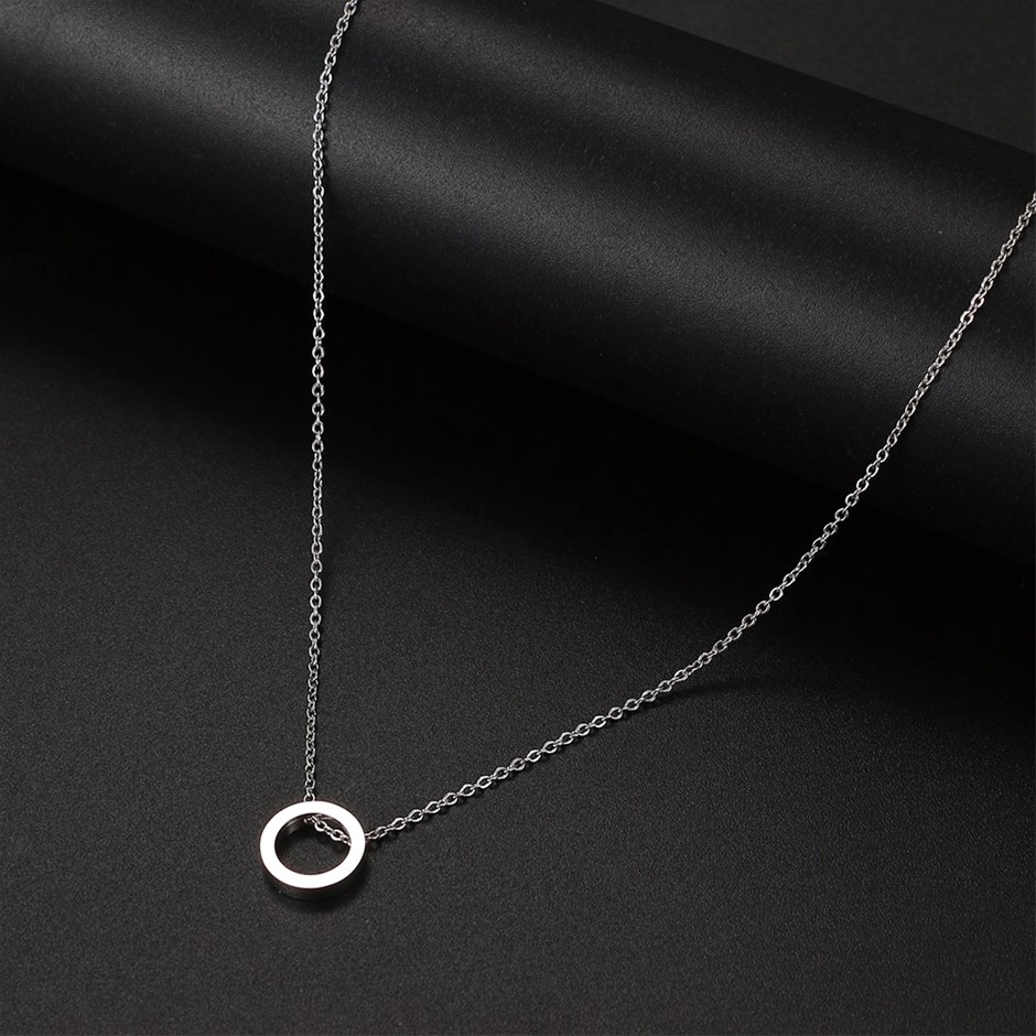 Designer Stainless Steel Eternity Circle Necklace in Silver