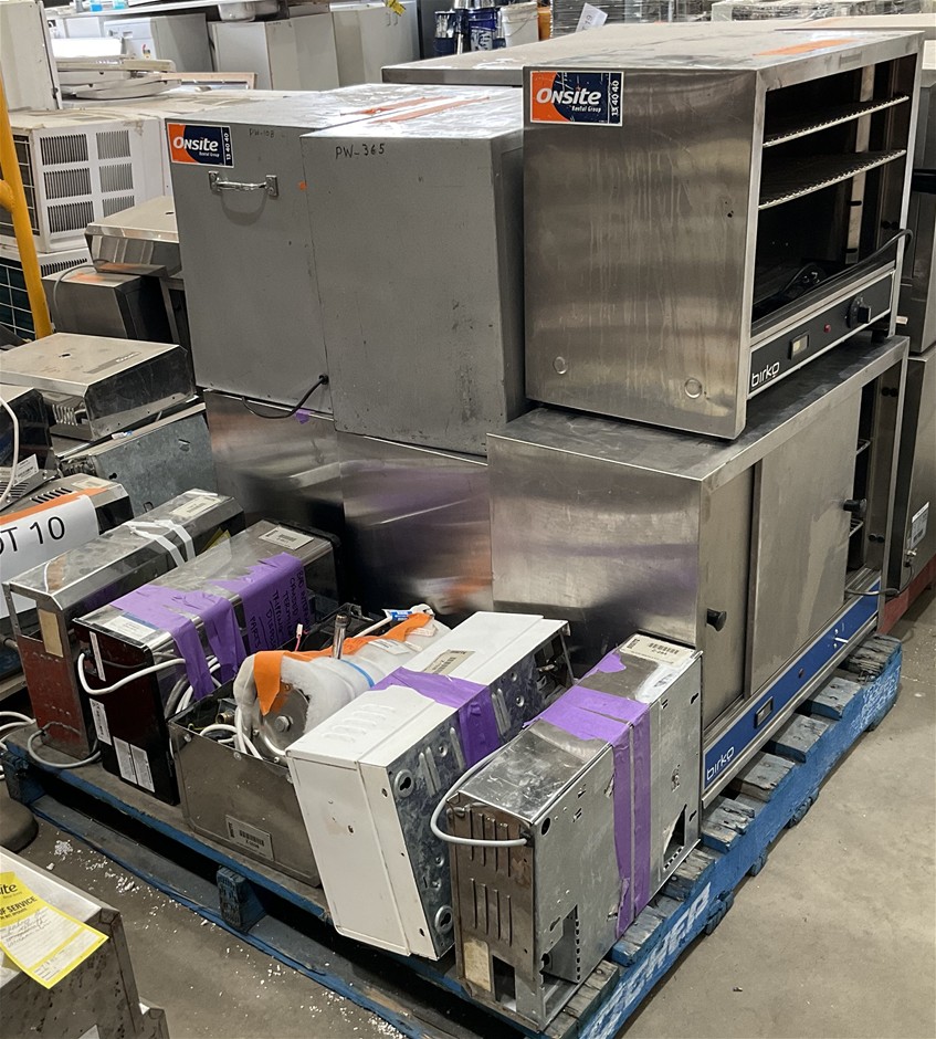6x ZIP Hot Water Systems & 6x Pie Warmers Auction (0049-3034914 ...