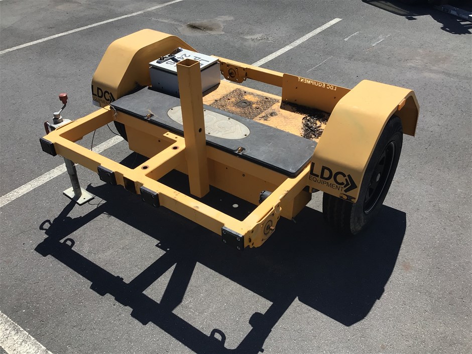 <p>2018 Global Traffic Equipment PTL2 Single Light Tower Trailer</p>