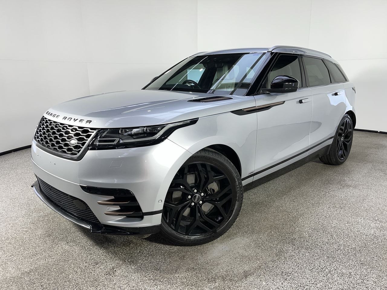 2019 Land Rover Range Rover Velar P380 R-DYNAMIC HSE L560 Automatic - 8 Speed Wagon