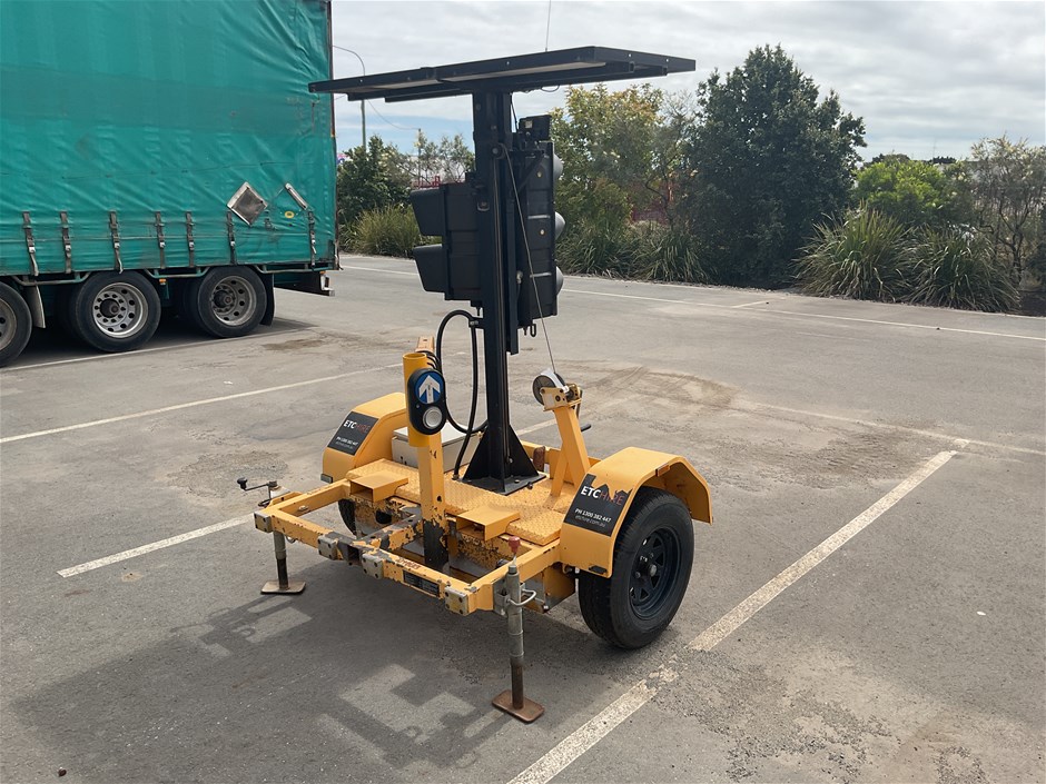 2017 Global Traffic Equipment  PTL2 Single Traffic Control Unit Trailer