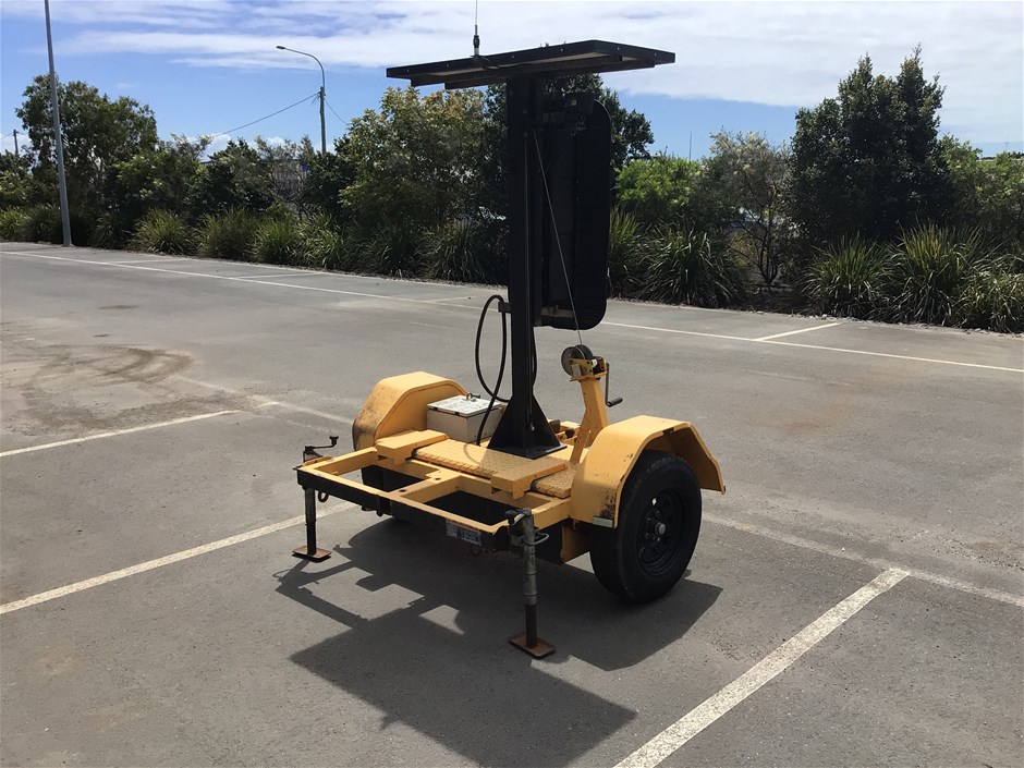 <p>2008 Giga Signs Traffic Control Single Traffic Control Unit Trailer</p>