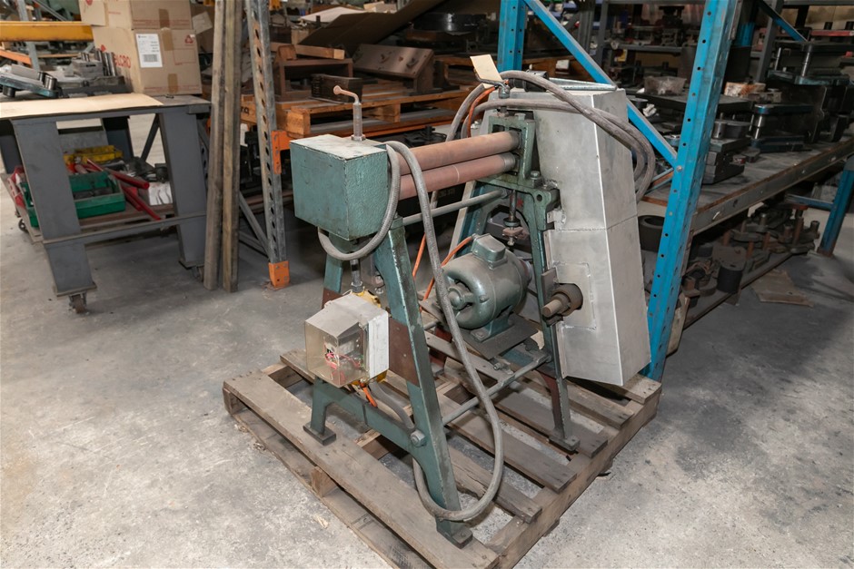Form Roller Auction (0030-5061155) | Grays Australia