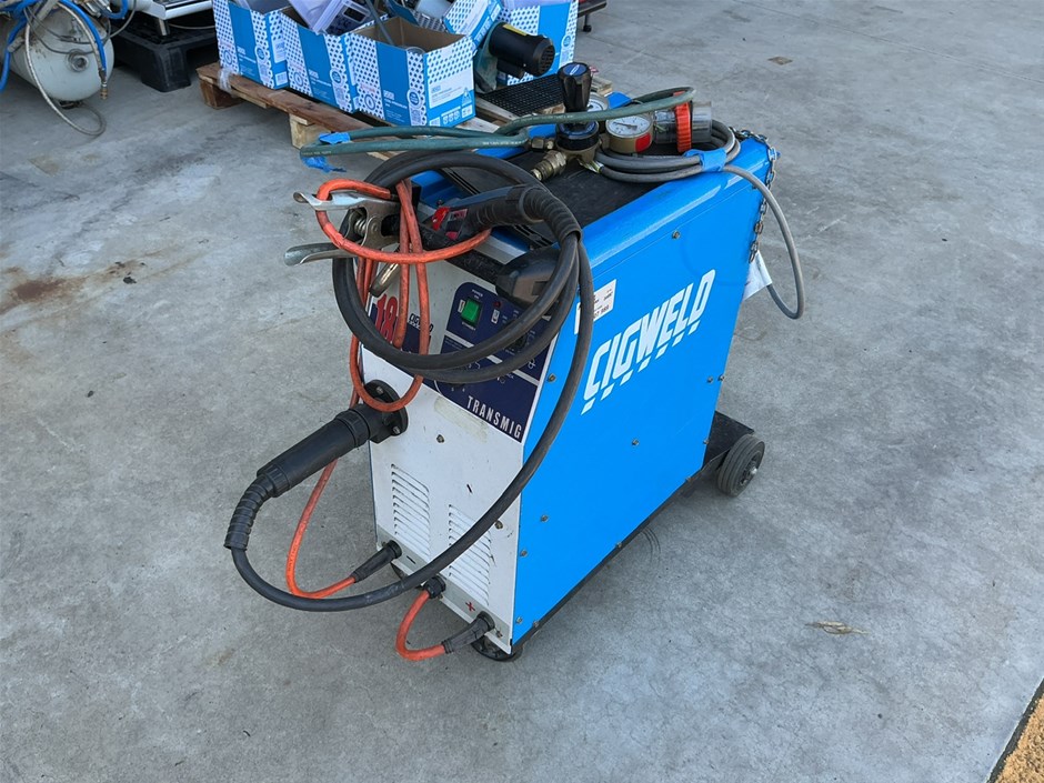 <p>Cigweld Transmig 180se MIG Welder</p>