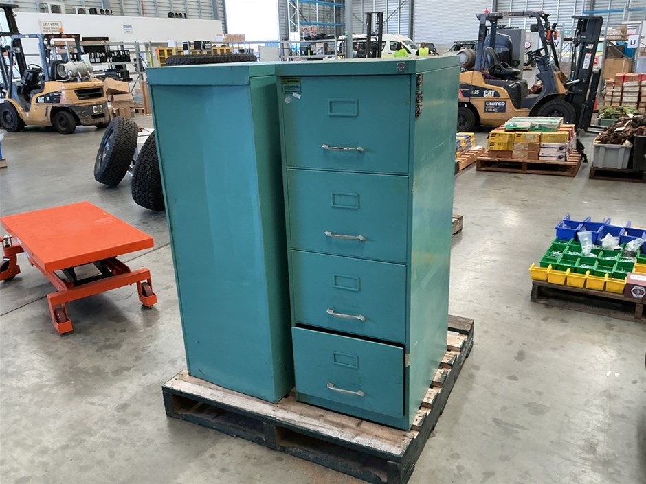 2 x 4-Drawer Metal Filing Cabinets