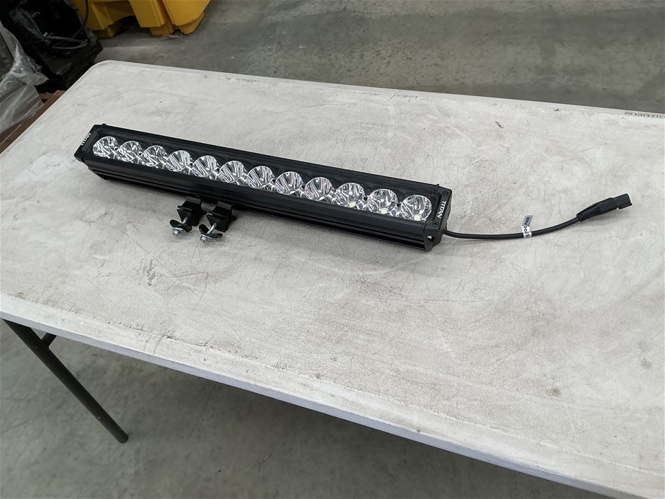 <p>Titan LED Light Bar 120W (Light Bar Only)</p>
