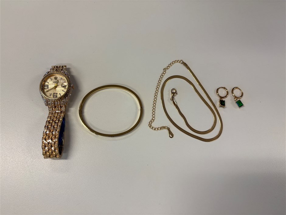Assorted Jewellery