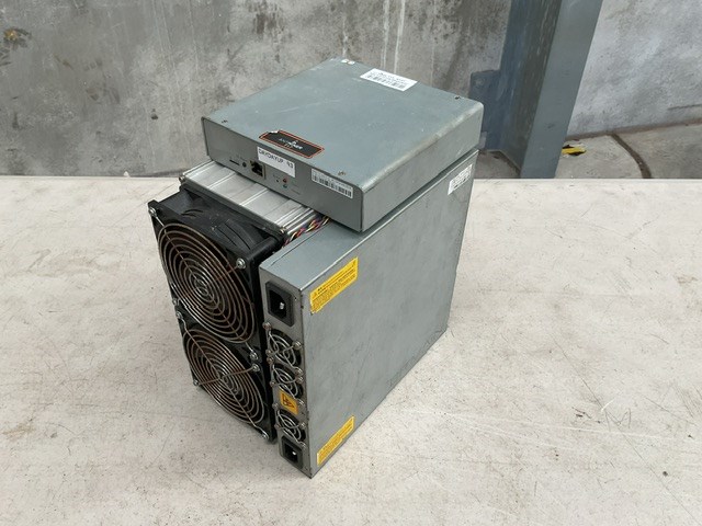 Unreserved Bitmain Antminer Bitcoin Miners