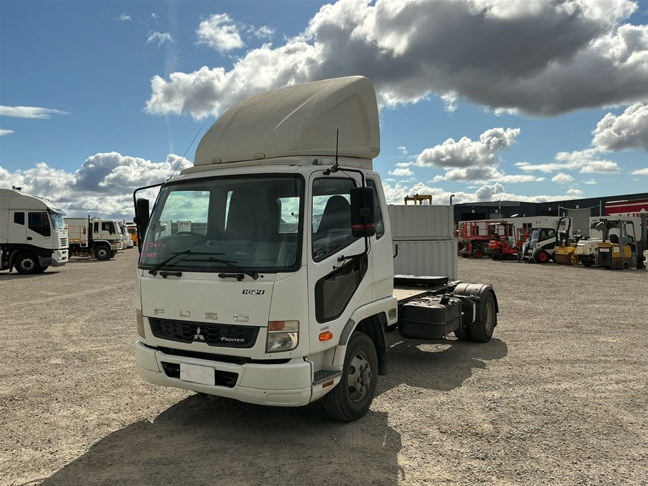 <p>2013 Mitsubishi Fuso Fighter 4 x 2 Prime Mover Truck</p>