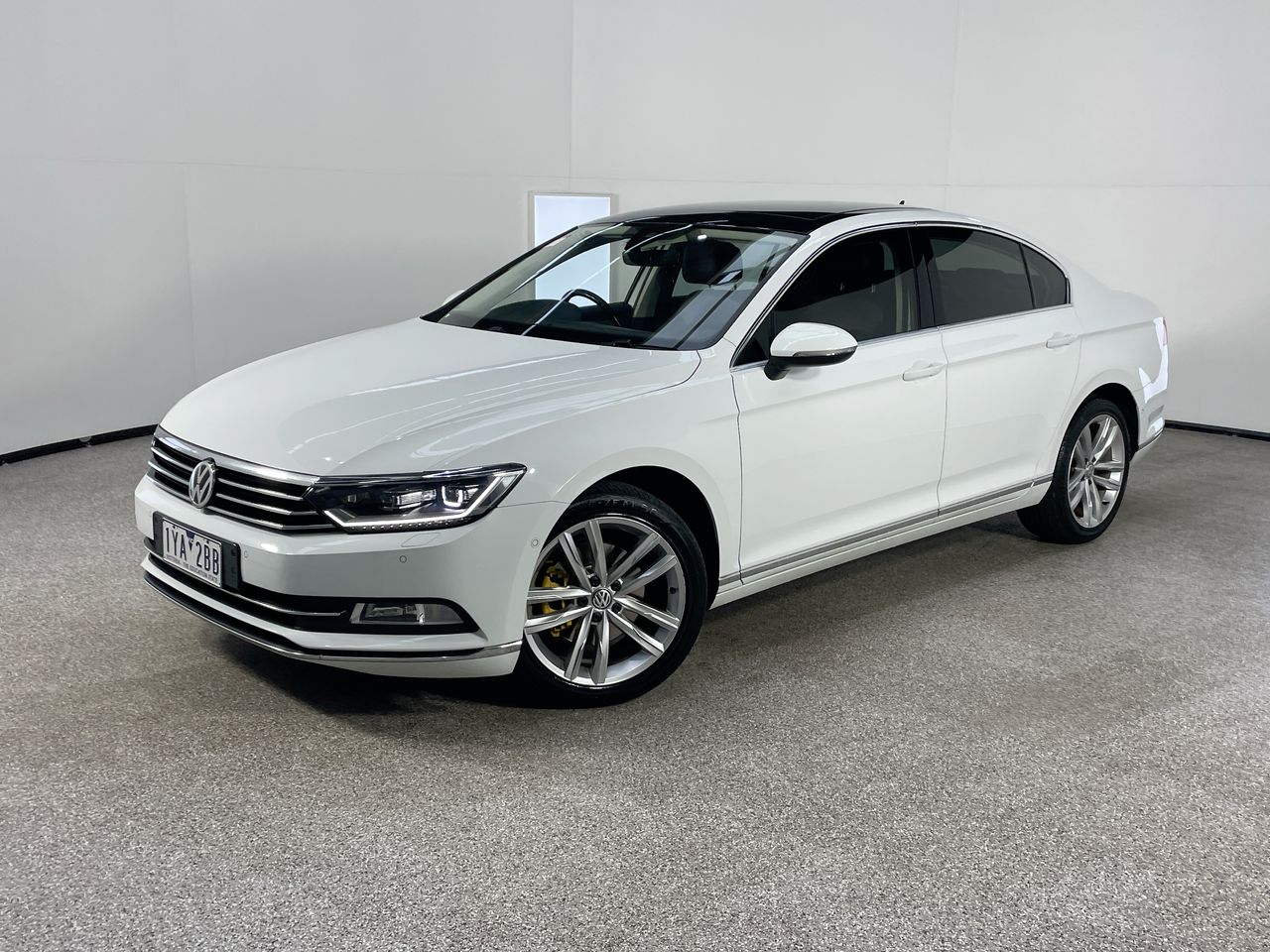 2016 Volkswagen Passat 140TDI Highline B8 Turbo Diesel Automatic Sedan