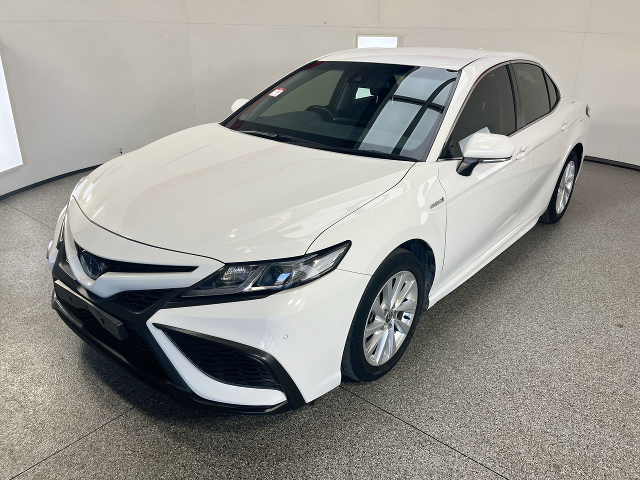 2021 Toyota Camry ASCENT SPORT HYBRID AXVH70R CVT Sedan