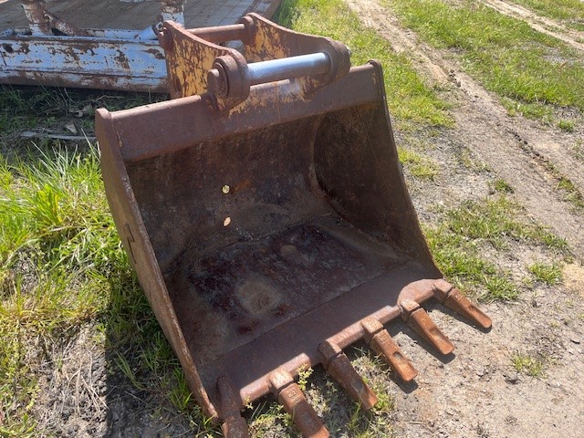 Excavator Bucket (Back Hoe) Auction (0005-5061372) | Grays Australia