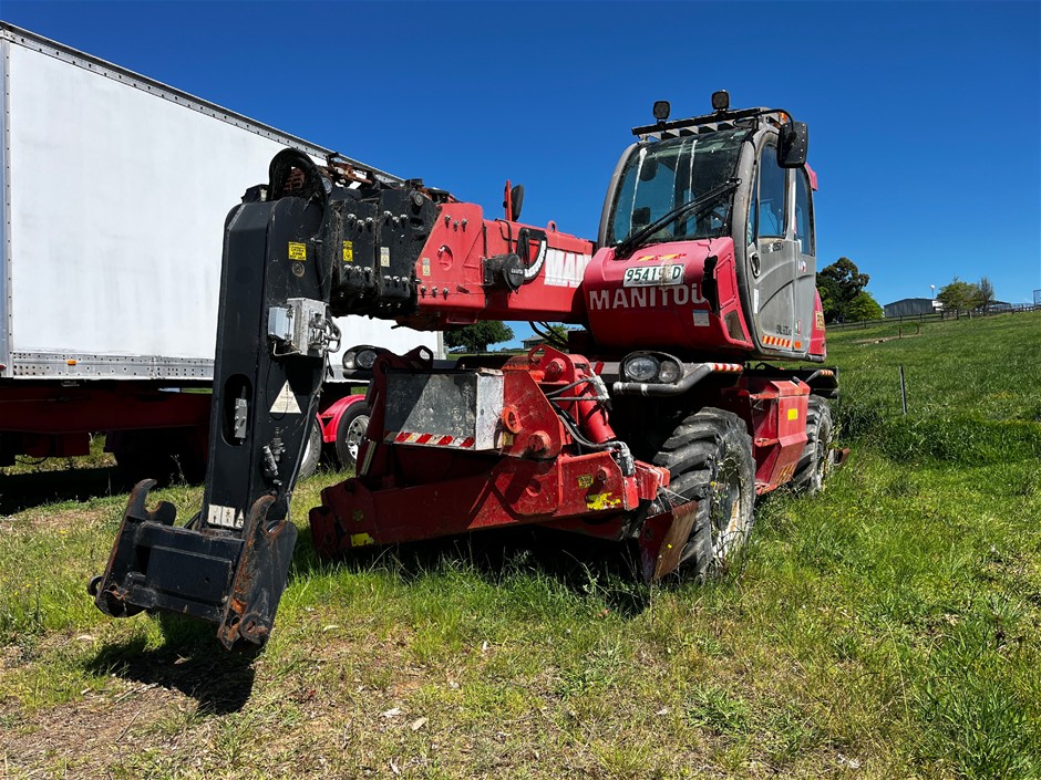 2014 Manitou MRT-X 2150+ 4x4 Rough Terrain Telehandler