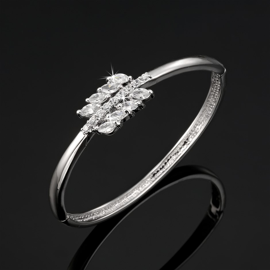 925 Sterling Silver LAYERED Bangle Featuring 17 Crystals by Swarovski®