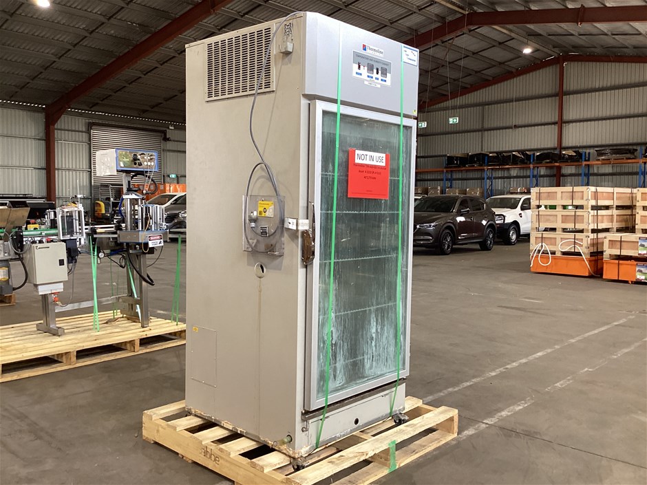 Thermoline Scientific TRH-460-GD Temperature And Humidity Cabinet