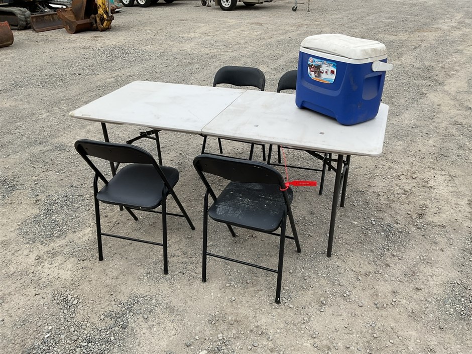 Folding Table with 4 x Chairs 