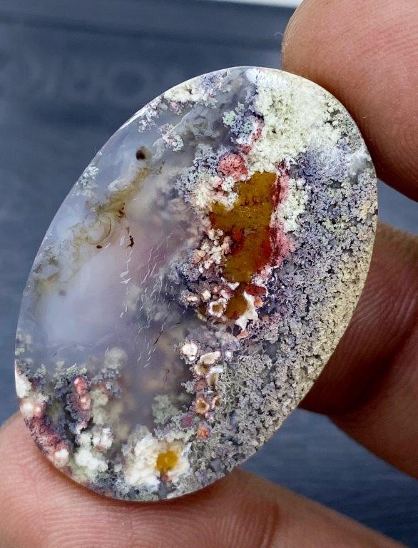 37.00 CT Spectacular Natural Moss Agate