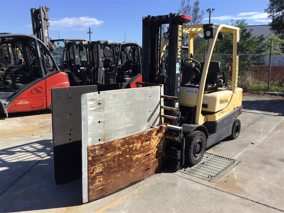 Counter Balance Forklifts