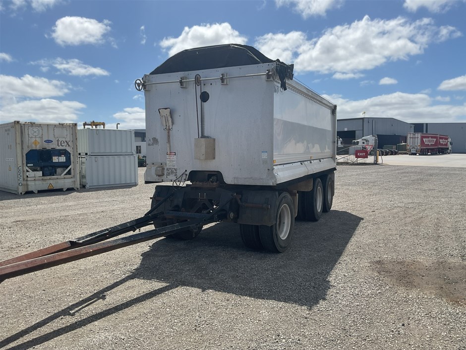 2006 Tefco 3 Axle Dog Triaxle Dog Trailer