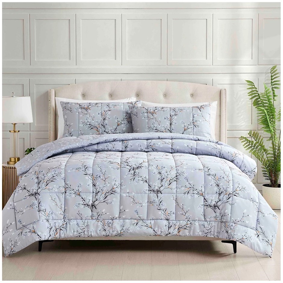 ISTORIA HOME 3pc Quilted Comforter Set, King, Victoria. NB: Not in original