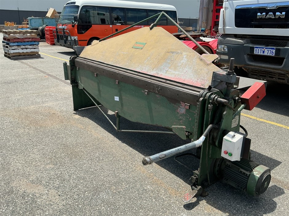 Unreserved Industrial Equipment & Forklift Auction