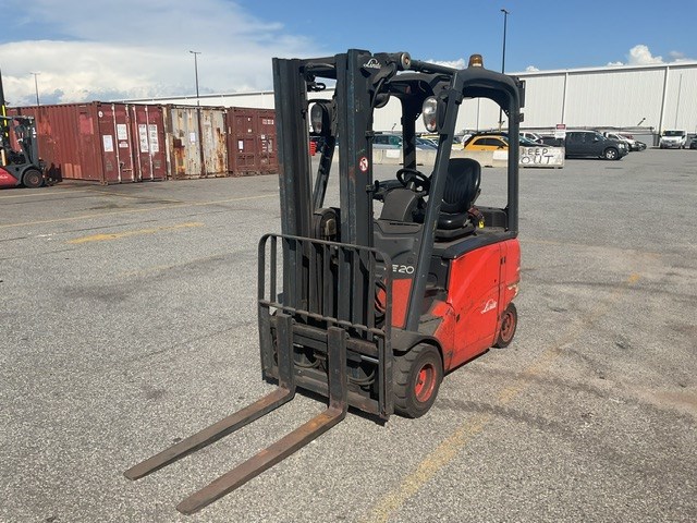 Unreserved Linde Counterbalance Forklifts - WA