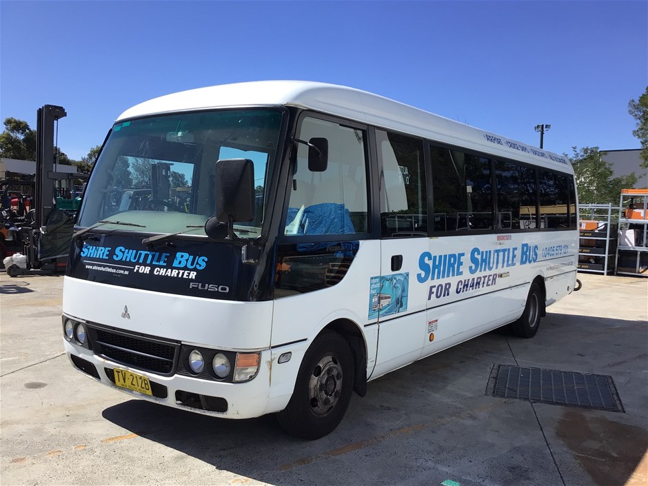 2010 Mitsubishi Rosa 4 x 2 Bus