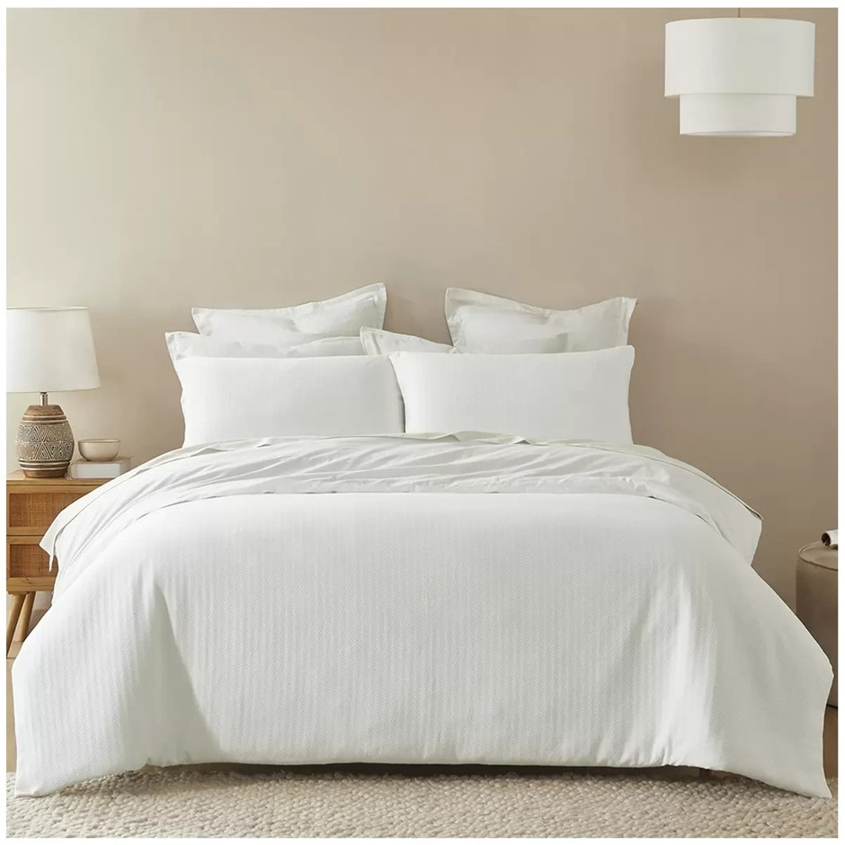 ISTORIA HOME 3pc Manhattan Quilt Cover Set, King, Marisol.