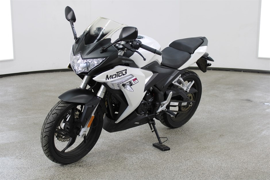 BRAAAP MOTO 3 2 Seater Road