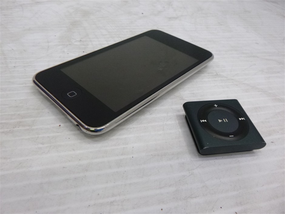 Apple iPod Touch 8GB Model A1288 2nd Generation-Chrome Back