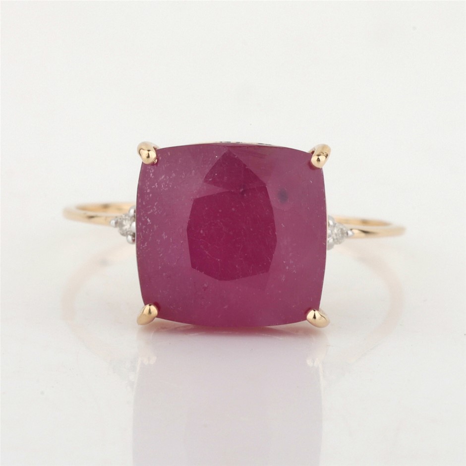 Yellow Gold Natural Ruby & Diamond Ring with Valuation