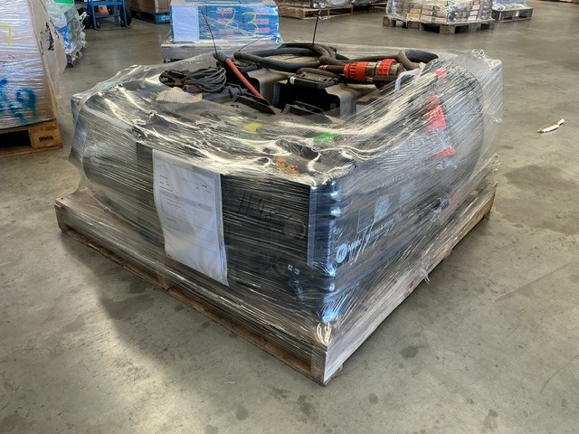 <p>Miller & Suitcase Wire Feeders Pallet of</p>