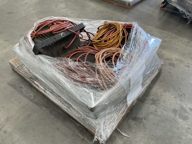 <p>Work Light Approximately 6x</p>