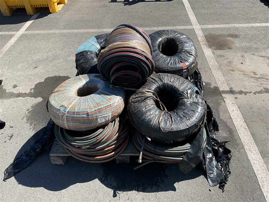 <p>Qty Welding Hose x 1 Pallet</p>