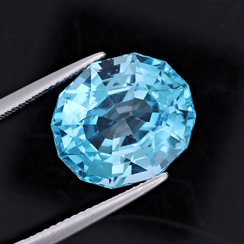 17.40 Carats Blue Topaz