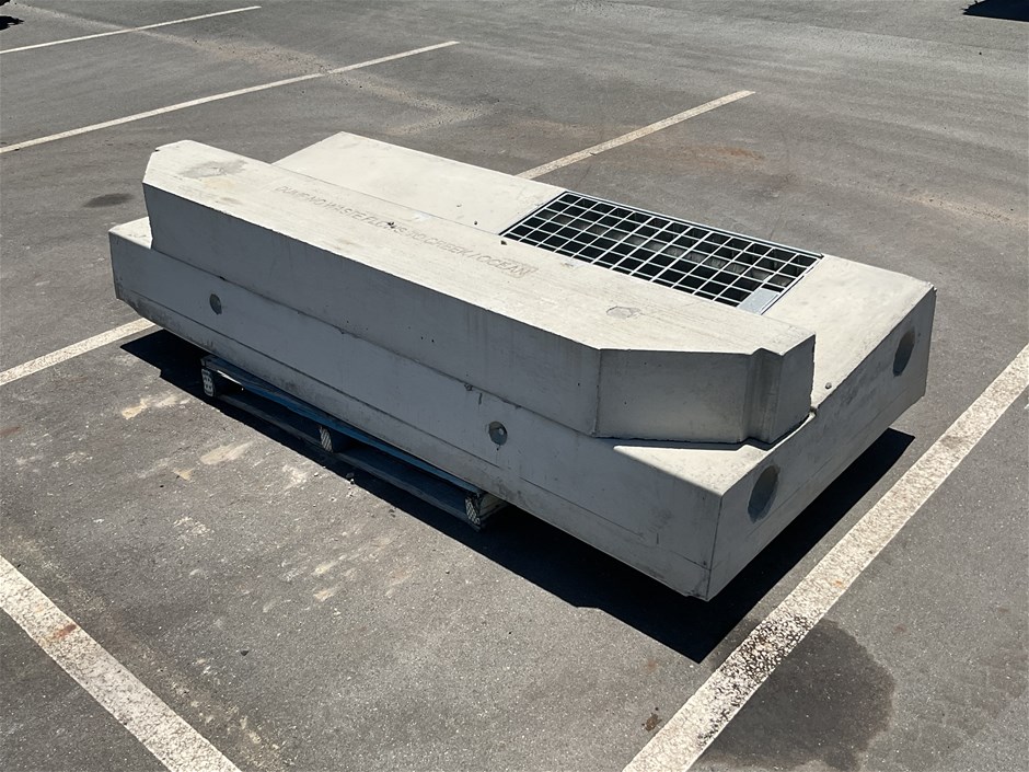 <p>Concrete Drainage structure</p>