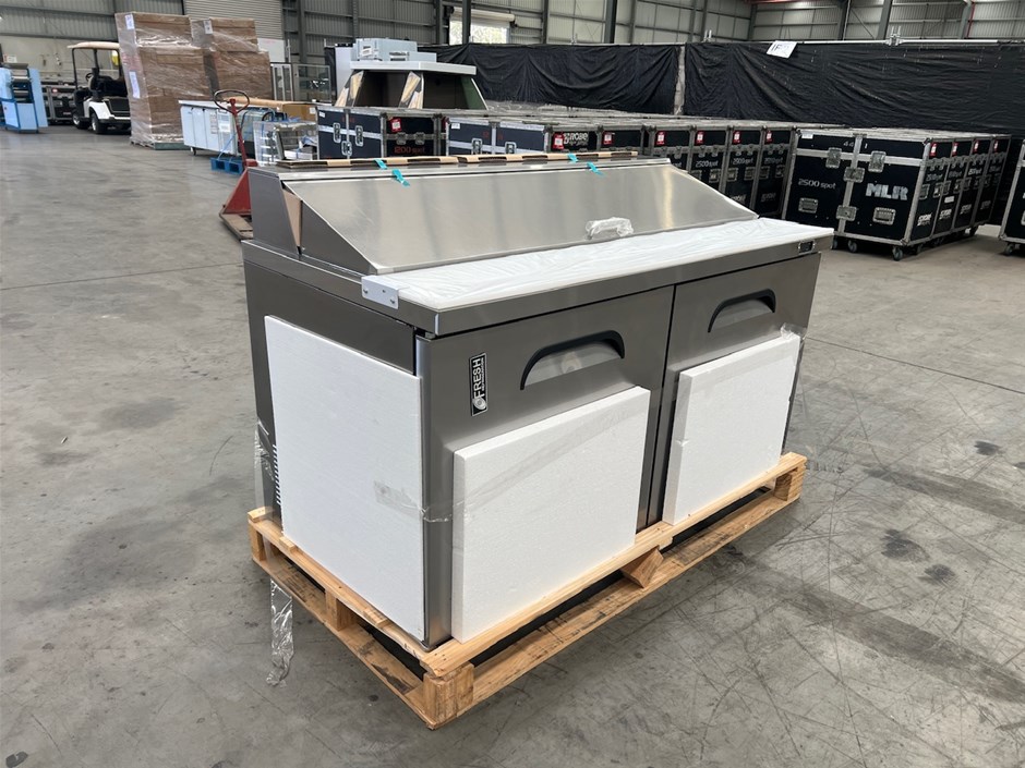 <p>Fresh Refrigeration Prep Bench Triple Door Fridge</p>