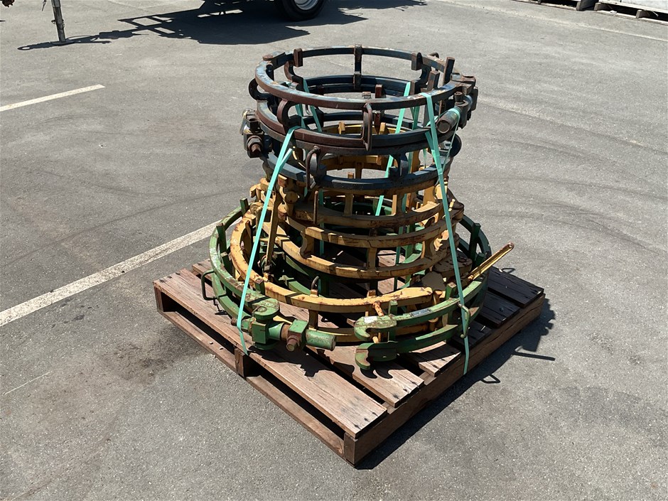 Pipe Restraining Clamps