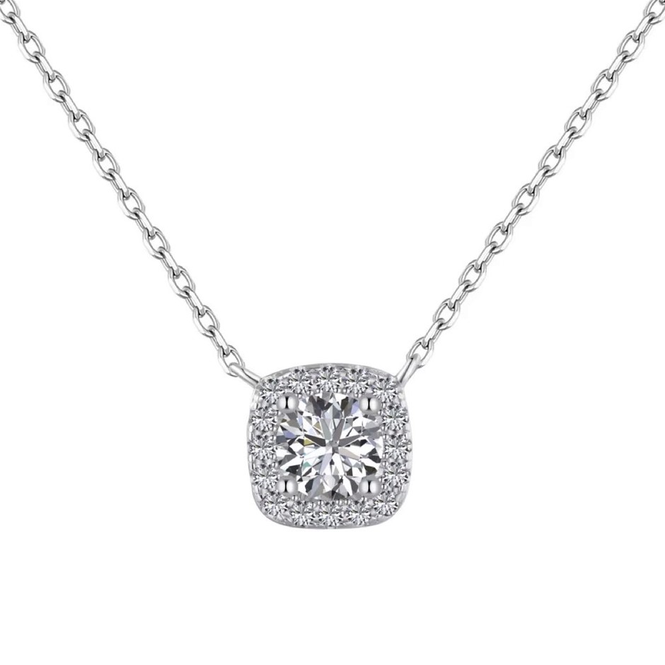 0.5ct 925 Silver Simulated Diamonds Round Pendant Necklace