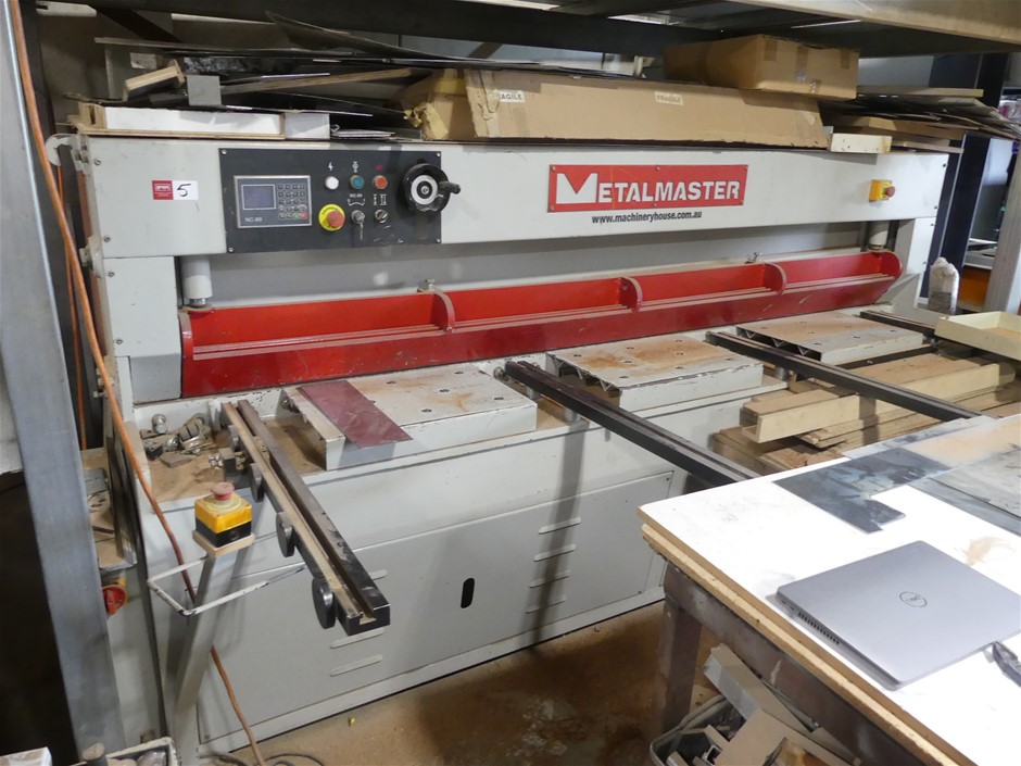 Manufacturing Machines, Metalwork Equipment, Mowers & More!