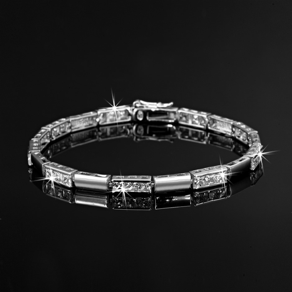 7" Tennis Bracelet Featuring 27 Crystals by Swarovski