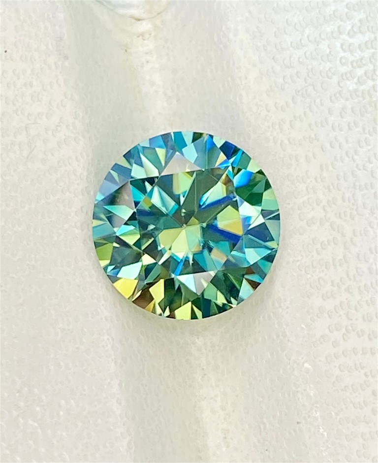 2.50 CT Sparkling Moissanite