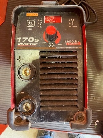 2014 LINCOLN V170S Welder - 160amp - Electric