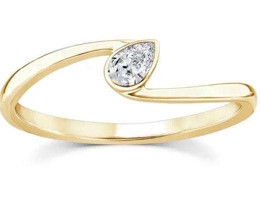 9K YELLOW GOLD 0.12ct F VS LAB DIAMOND PEAR OFFSET RING