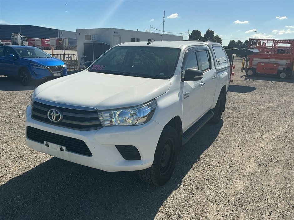 2016 Toyota Hilux 4x4 SR GUN126R Turbo Diesel Automatic Dual Cab