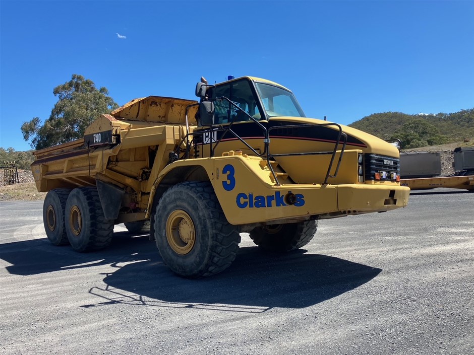 Caterpillar 740 EJ Articulated Dump Truck