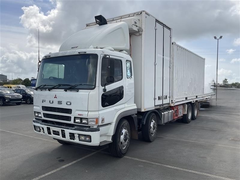 <p>2010 Mitsubishi  Fuso 8 x 4 Tray Body Truck</p>